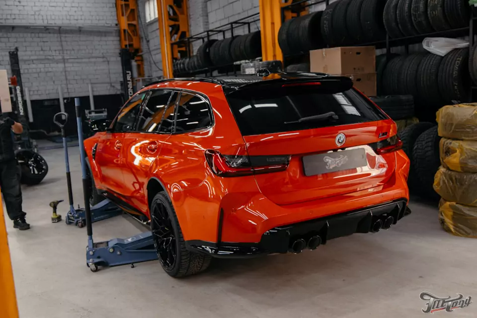 BMW M3 Competition: шиномонтаж с адаптацией и мойка подвески после зимы — как это делаем в Fat Tony